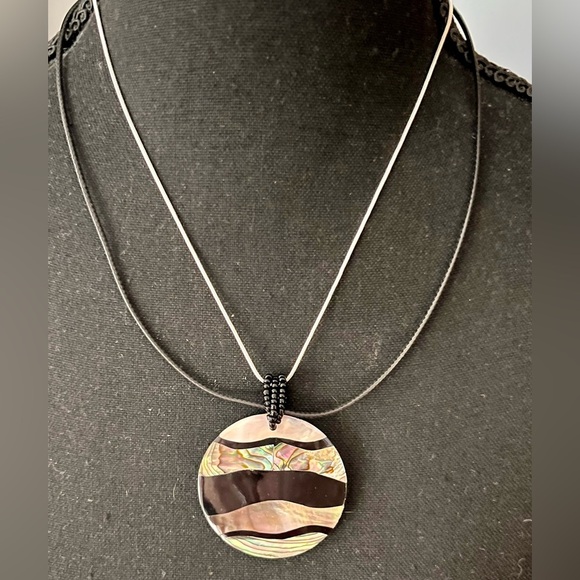Abalone or MOP Multicolor Pendant Necklace Sterling Chain Beach Statement Gift - Picture 6 of 16